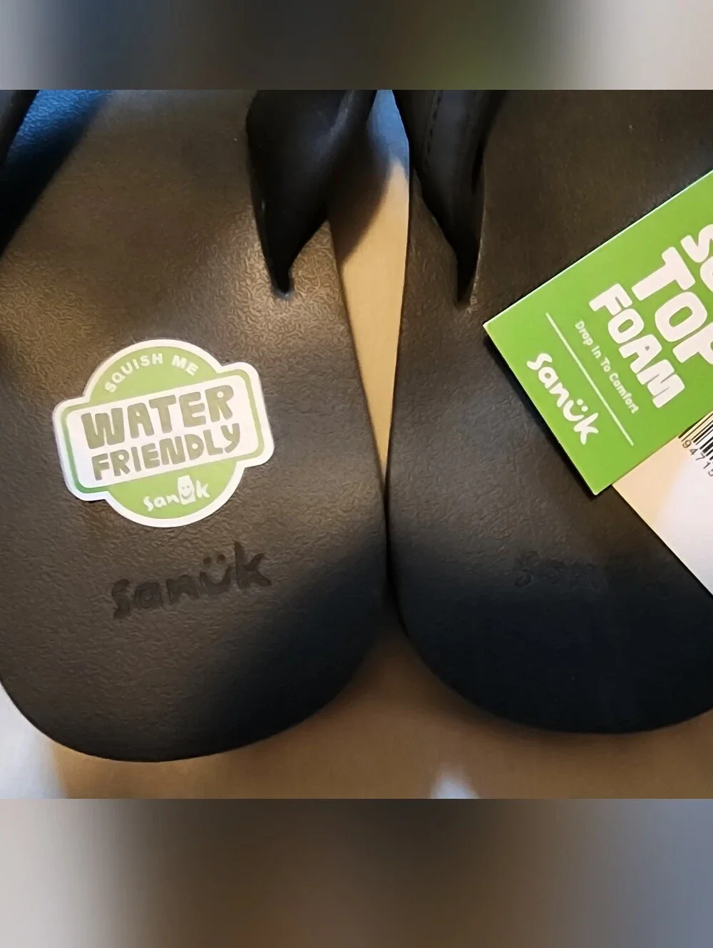Sanuk Black Men’s Neoprene Strap Flip Flops